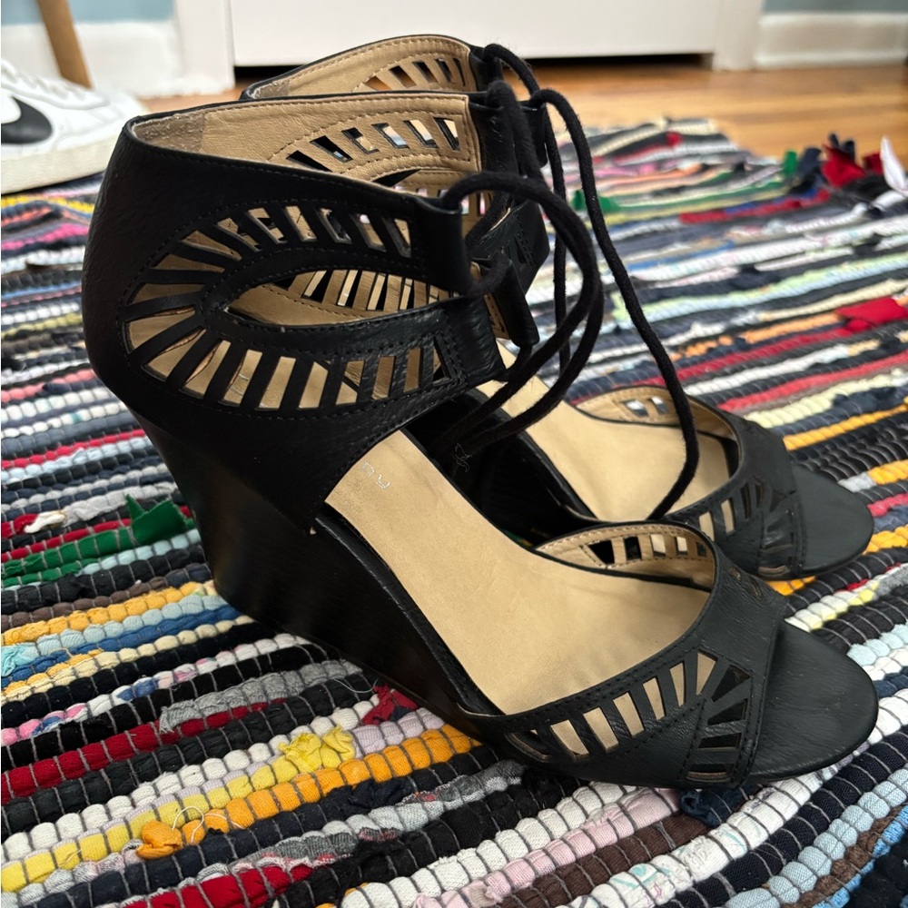 Black High Heel Strappy Shoes